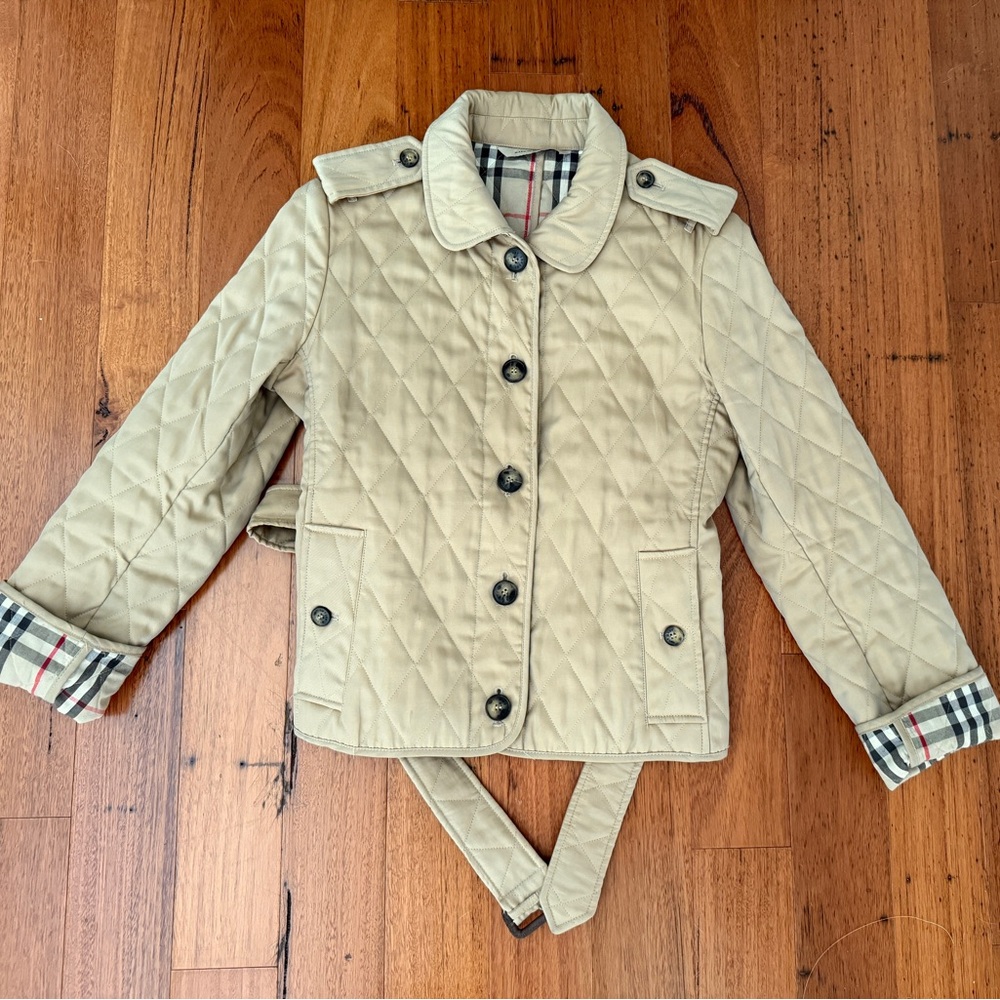 Burberry Quilted Jacket with belt
